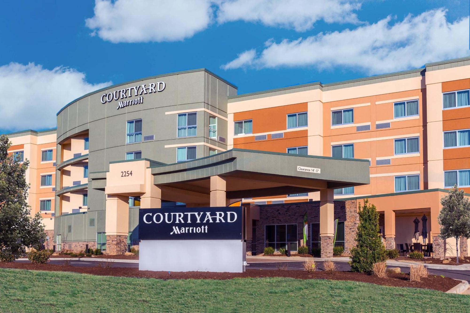Courtyard By Marriott Somerset Exterior foto