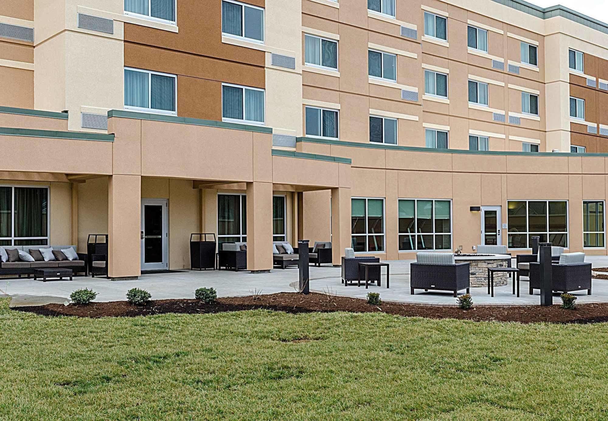 Courtyard By Marriott Somerset Exterior foto